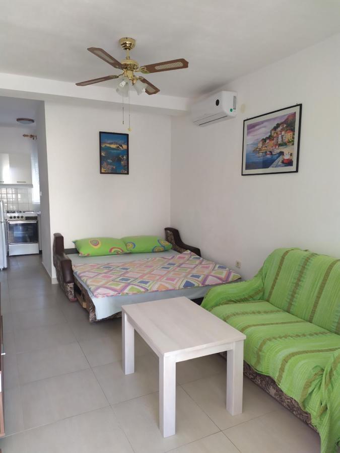 Apartmani Vjeko Vir Buitenkant foto