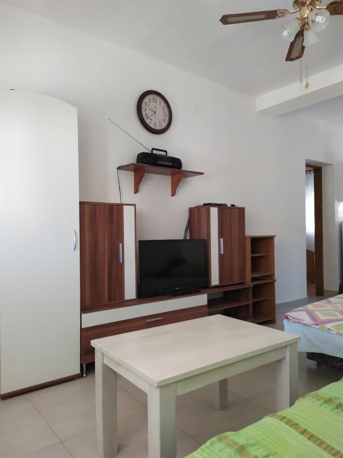 Apartmani Vjeko Vir Buitenkant foto