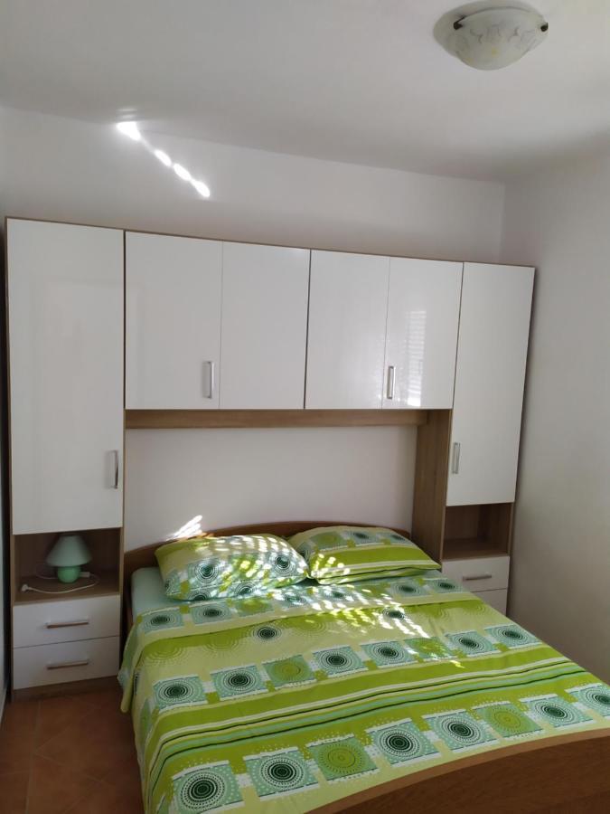 Apartmani Vjeko Vir Buitenkant foto