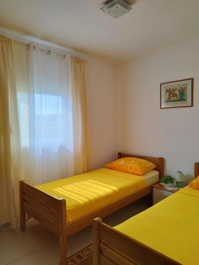 Apartmani Vjeko Vir Buitenkant foto