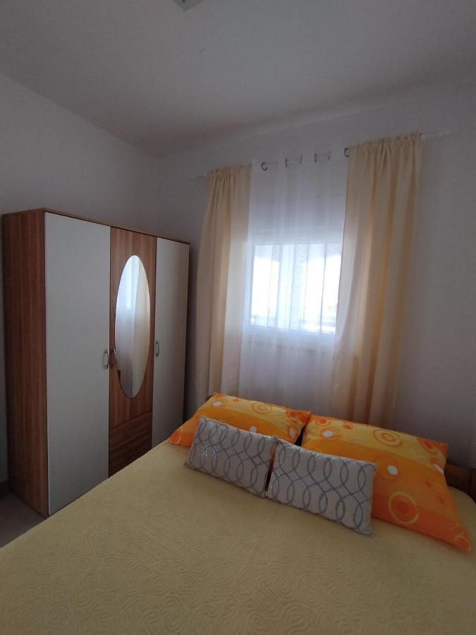 Apartmani Vjeko Vir Buitenkant foto