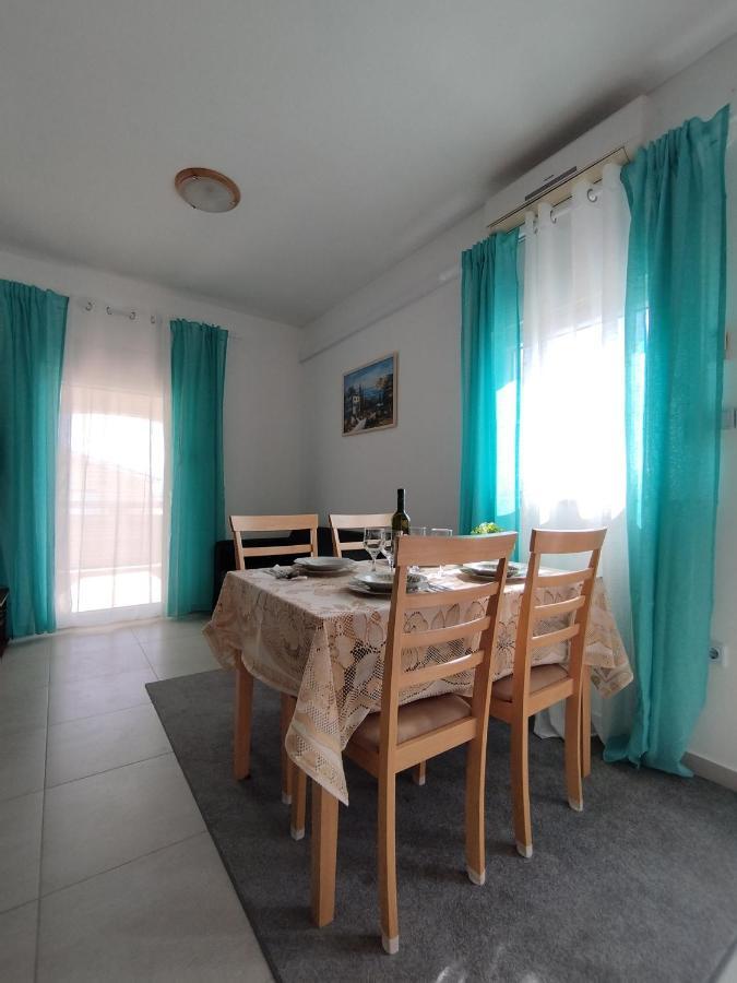 Apartmani Vjeko Vir Buitenkant foto