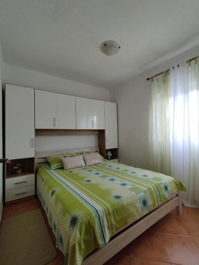 Apartmani Vjeko Vir Buitenkant foto